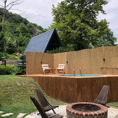 Bls Bungalove Lodge *