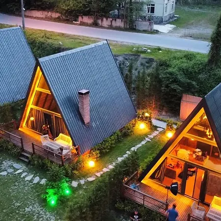 Bls Bungalove Lodge *